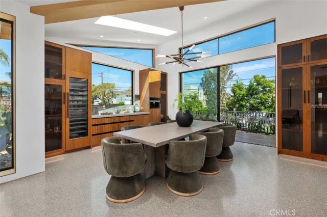 2398 Redlands Drive, Newport Beach, CA 92660