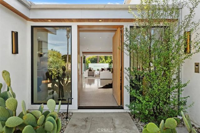 2398 Redlands Drive, Newport Beach, CA 92660