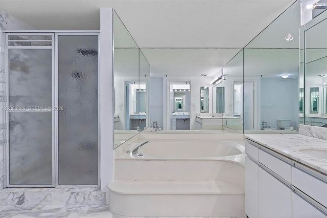 9 Island Ave 2306, Miami Beach, FL 33139