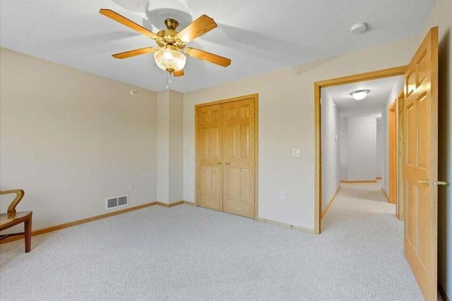 201 Oconomowoc PARKWAY, Oconomowoc, WI 53066