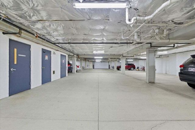 201 Oconomowoc PARKWAY, Oconomowoc, WI 53066