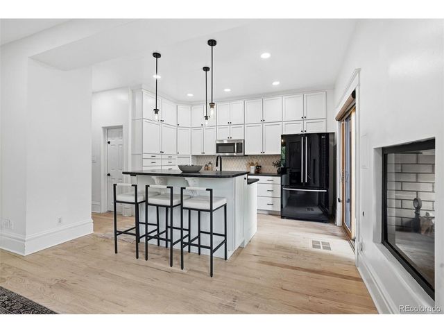994 S Washington St, Denver, CO 80209
