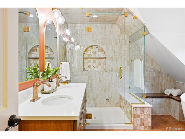 994 S Washington St, Denver, CO 80209