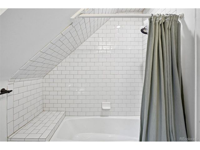 994 S Washington St, Denver, CO 80209