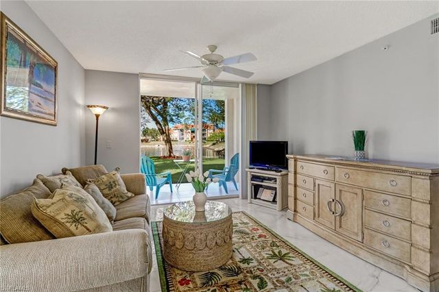 1265 Wildwood Lakes BLVD 102, Naples, FL 34104