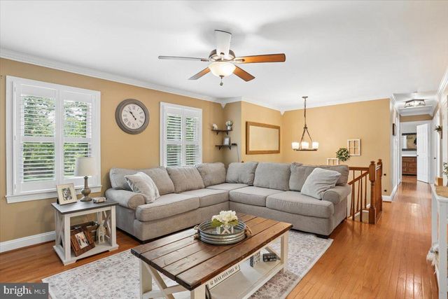 9 CLOVER HILL DR, Stafford, VA 22556