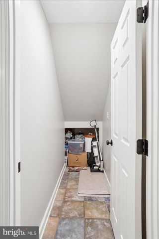 9 CLOVER HILL DR, Stafford, VA 22556