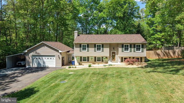 9 CLOVER HILL DR, Stafford, VA 22556