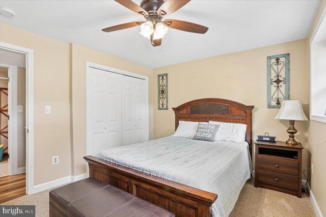 9 CLOVER HILL DR, Stafford, VA 22556