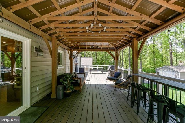 9 CLOVER HILL DR, Stafford, VA 22556