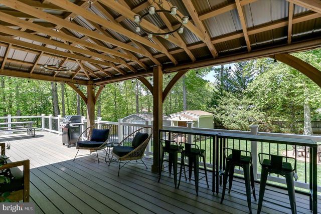 9 CLOVER HILL DR, Stafford, VA 22556