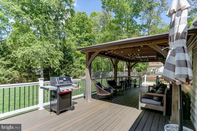 9 CLOVER HILL DR, Stafford, VA 22556