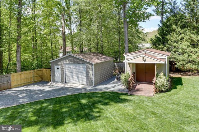 9 CLOVER HILL DR, Stafford, VA 22556