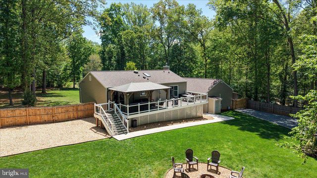 9 CLOVER HILL DR, Stafford, VA 22556