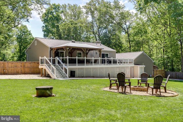 9 CLOVER HILL DR, Stafford, VA 22556
