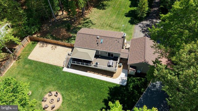 9 CLOVER HILL DR, Stafford, VA 22556