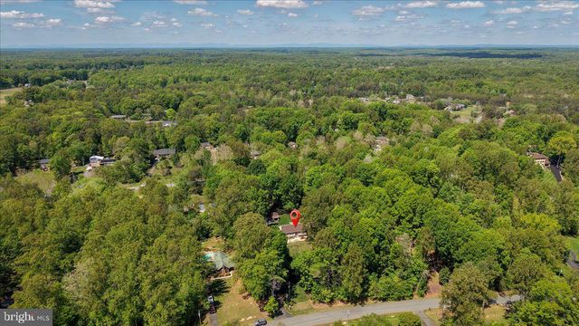 9 CLOVER HILL DR, Stafford, VA 22556