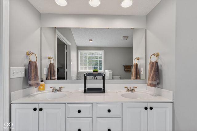 2389 River Birch Court, Avon, IN 46123