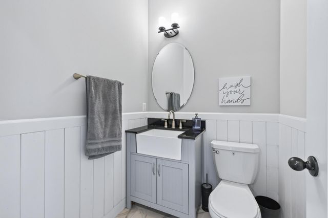 18301 Glacier Way, Lakeville, MN 55044