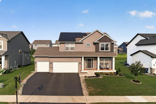 18301 Glacier Way, Lakeville, MN 55044