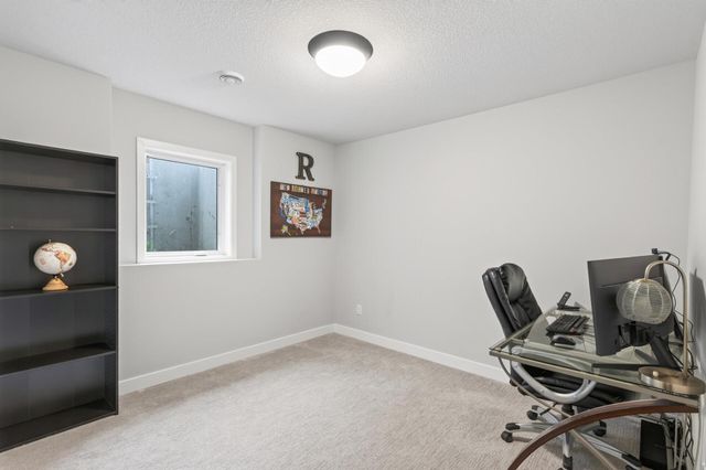 18301 Glacier Way, Lakeville, MN 55044