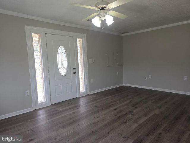 202 JASMINE LN, Newark, DE 19702