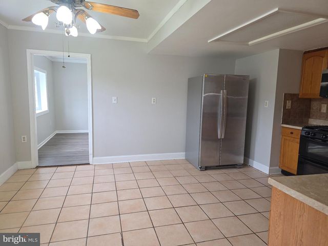 202 JASMINE LN, Newark, DE 19702