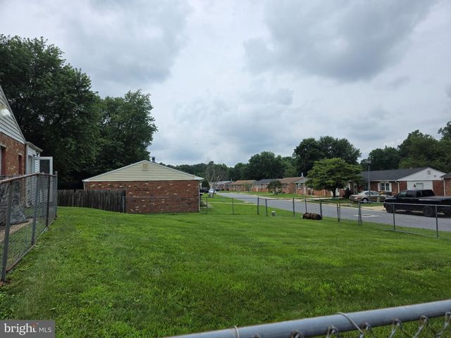 202 JASMINE LN, Newark, DE 19702