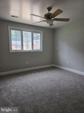 202 JASMINE LN, Newark, DE 19702