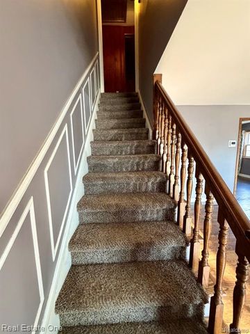16343 Drake Street, Southgate, MI 48195