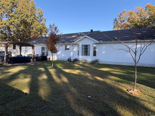 500 Bogil Road, Paragould, AR 72450