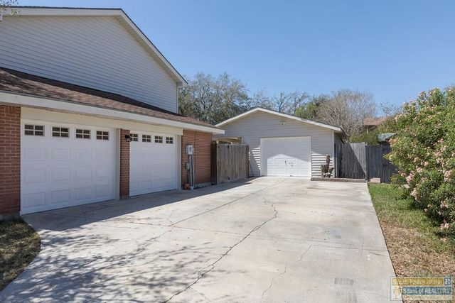 2909 Cypress Dr., Harlingen, TX 78550