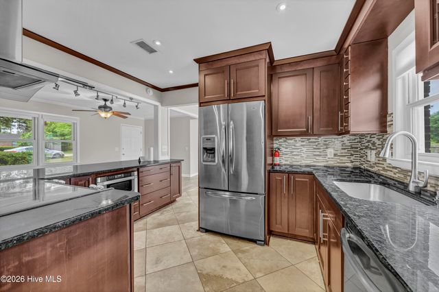 917 Wordsworth Drive, Wilmington, NC 28405