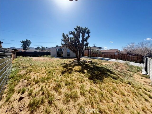 61523 Capilla Drive, Joshua Tree, CA 92252