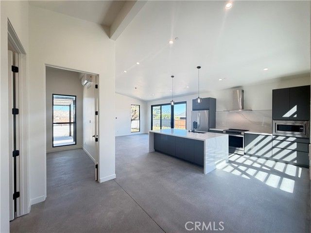 61523 Capilla Drive, Joshua Tree, CA 92252