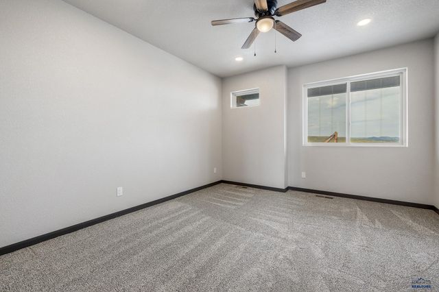 4846 PAPILLON DR, Rapid City, SD 57703