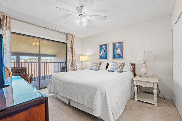 58 Inlet Point Dr., Pawleys Island, SC 29585