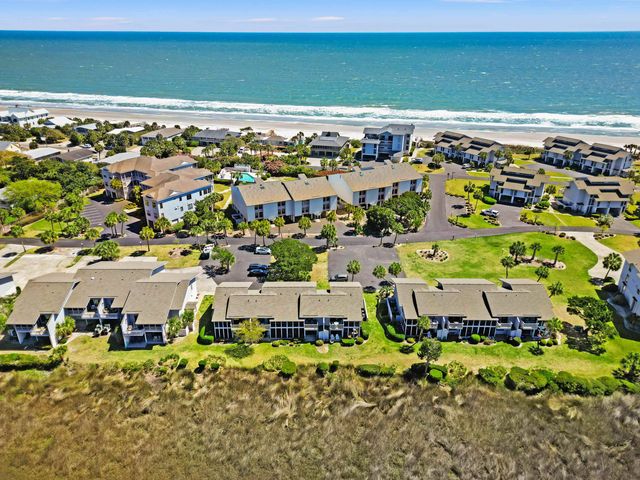 58 Inlet Point Dr., Pawleys Island, SC 29585