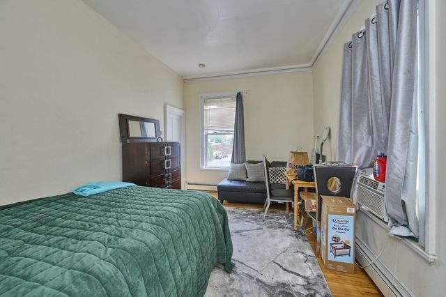 408-410 Crescent St, Waltham, MA 02453