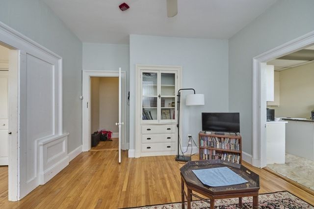 408-410 Crescent St, Waltham, MA 02453