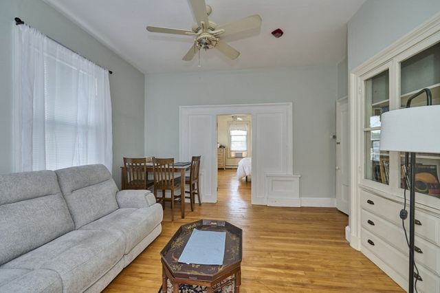 408-410 Crescent St, Waltham, MA 02453