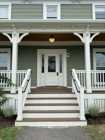 408-410 Crescent St, Waltham, MA 02453