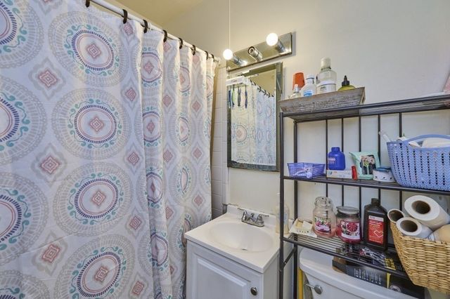 408-410 Crescent St, Waltham, MA 02453