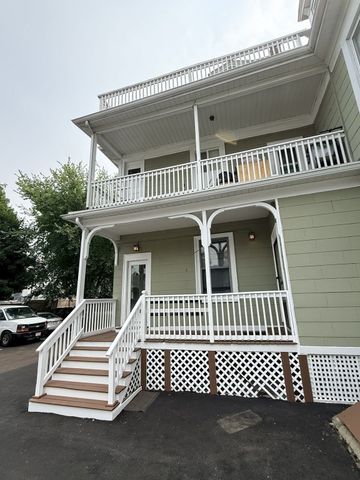 408-410 Crescent St, Waltham, MA 02453