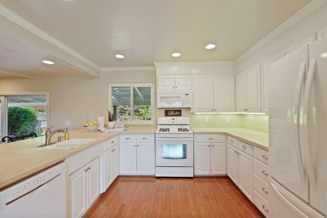 1180 Northwood Dr, Lodi, CA 95240