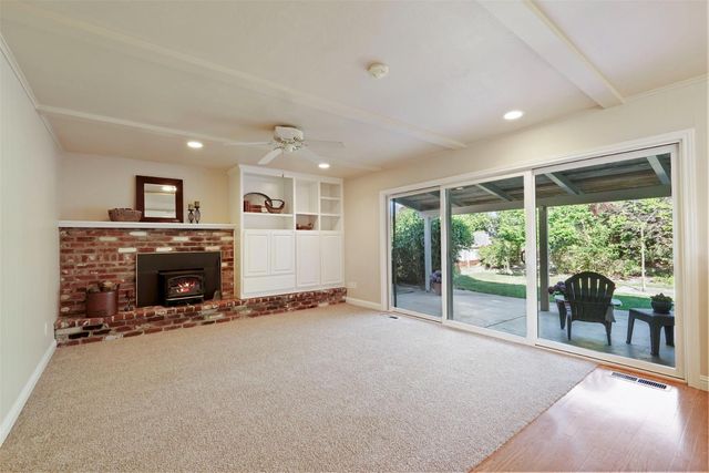 1180 Northwood Dr, Lodi, CA 95240