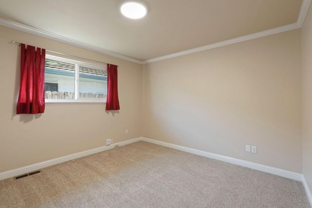 1180 Northwood Dr, Lodi, CA 95240