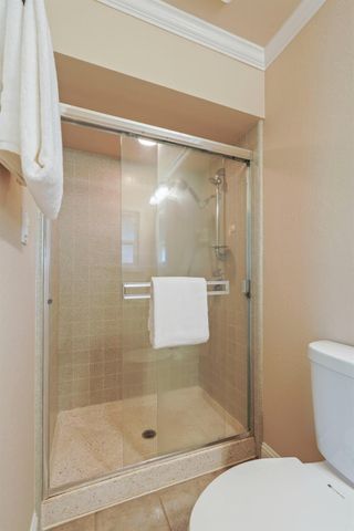 1180 Northwood Dr, Lodi, CA 95240