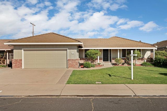 1180 Northwood Dr, Lodi, CA 95240