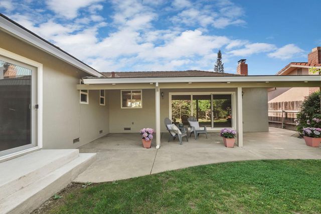 1180 Northwood Dr, Lodi, CA 95240